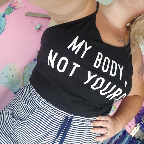 Shein Curve | My Body, Not Yours High Neck Halter Black Ribbed Crop Top 2X (16) - Picture 1 of 13